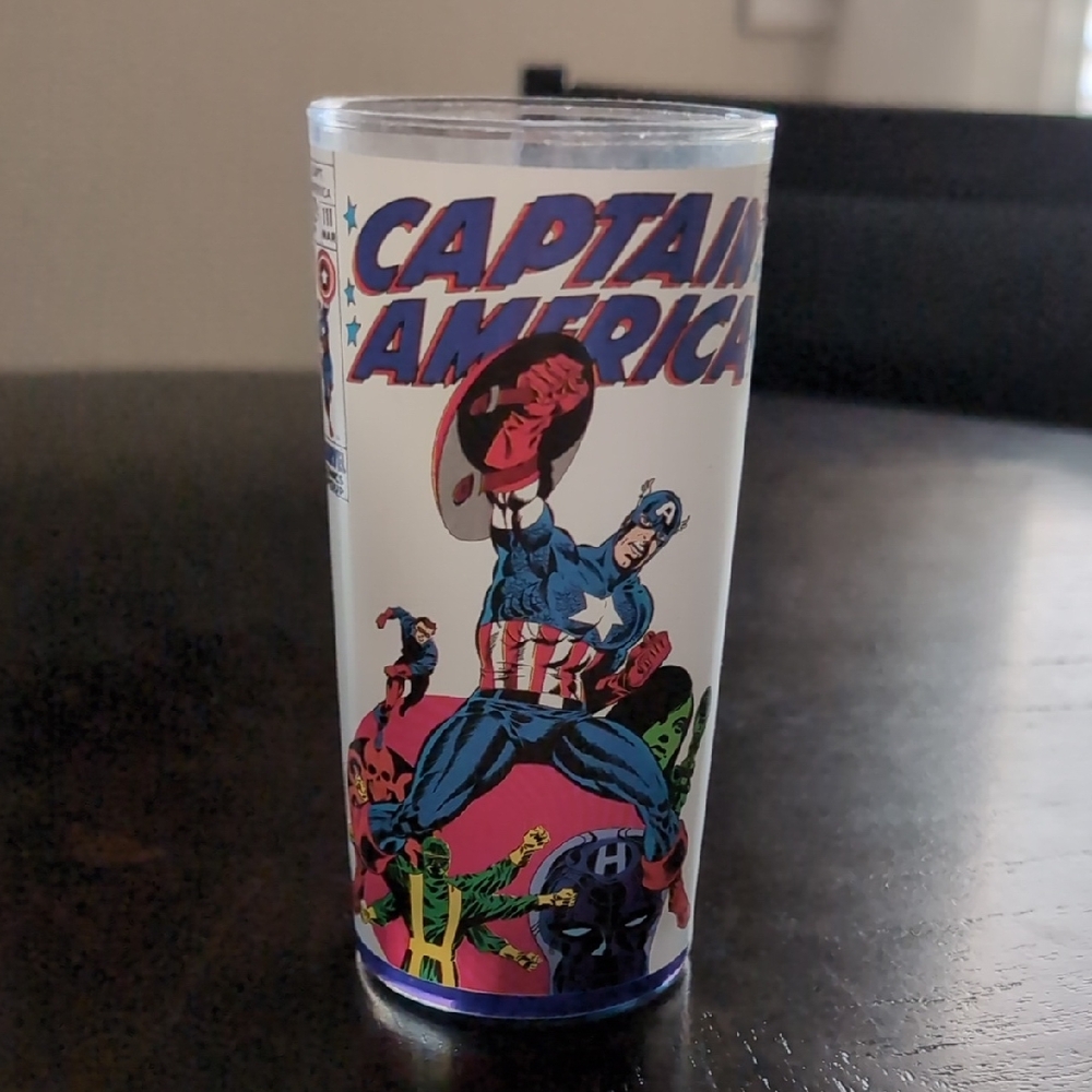 Captain America Graphic Glass